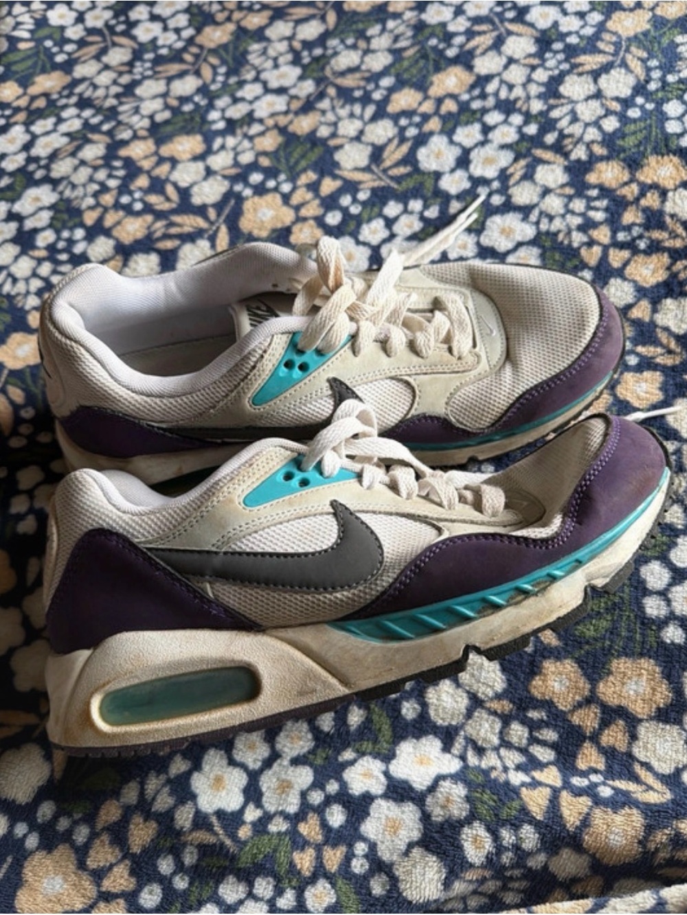 Nike Women's Sneakers in Cream, Purple & Teal